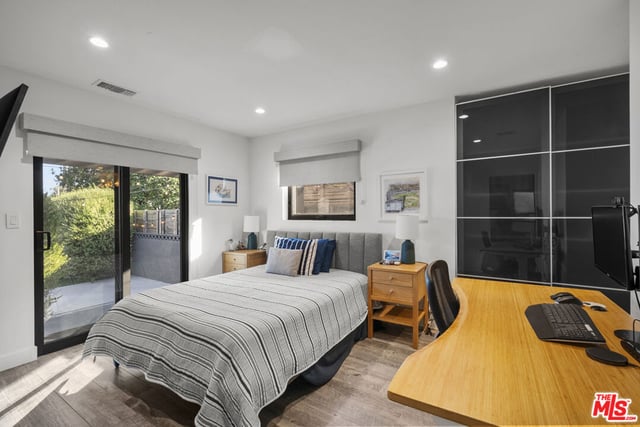 2724 S Harcourt Avenue, Los Angeles, CA 90016 — photo 10 of 27
