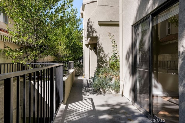 422 Hawthorne Street 3, Glendale, CA 91204 — photo 25 of 36