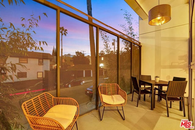 803 Wilcox Avenue 4, Los Angeles, CA 90038 — photo 7 of 25