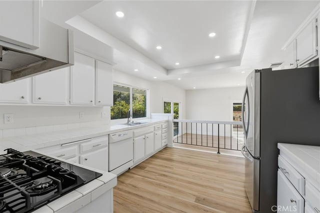 11739 Rancho Verde Drive, Whittier, CA 90601 — photo 8 of 46