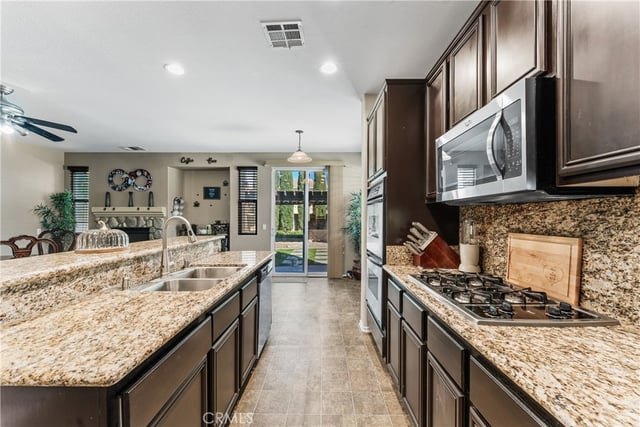 43746 58th W, Lancaster, CA 93536 — photo 15 of 56