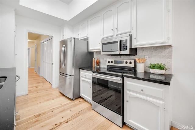 1870 Veteran Avenue 101, Los Angeles, CA 90025 — photo 18 of 62