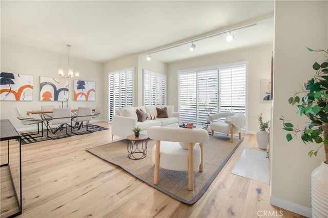 1870 Veteran Avenue 101, Los Angeles, CA 90025 — photo 4 of 62