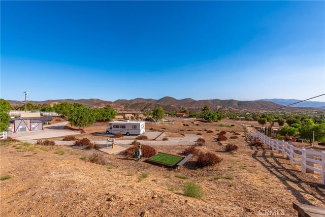 35635 Wyse Road, Agua Dulce, CA 91390 — photo 54 of 75