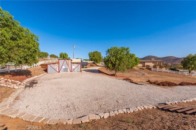 35635 Wyse Road, Agua Dulce, CA 91390 — photo 60 of 75