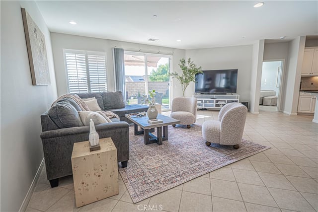 20311 Amorette Ct, Saugus, CA 91350 — photo 10 of 32