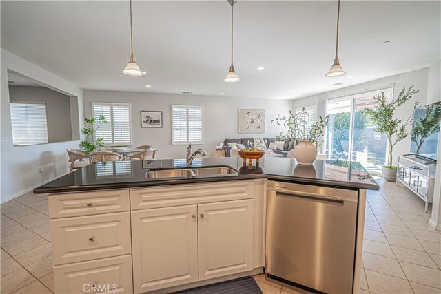 20311 Amorette Ct, Saugus, CA 91350 — photo 13 of 32