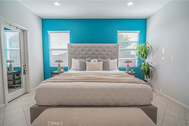 20311 Amorette Ct, Saugus, CA 91350 — photo 15 of 32