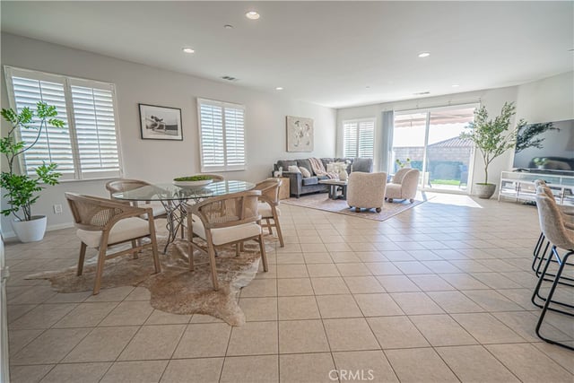 20311 Amorette Ct, Saugus, CA 91350 — photo 7 of 32