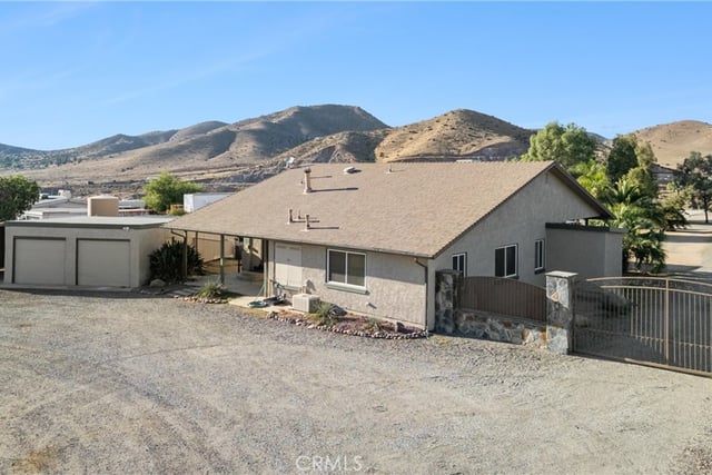 541 Foreston, Palmdale, CA 93510 — photo 3 of 55