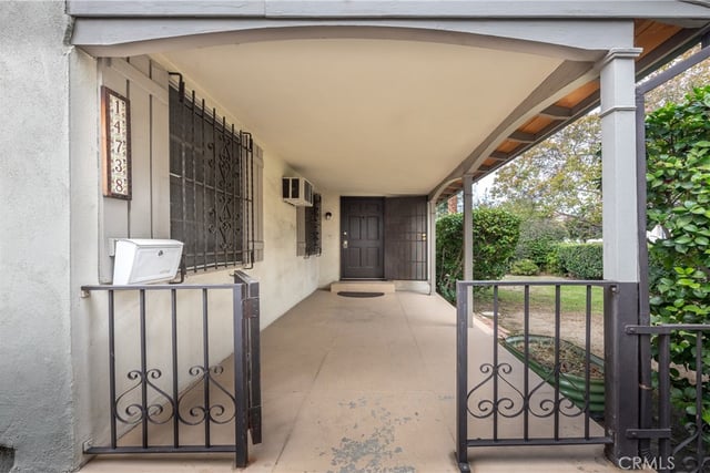 14738 Magnolia Boulevard, Sherman Oaks, CA 91403 — photo 3 of 22