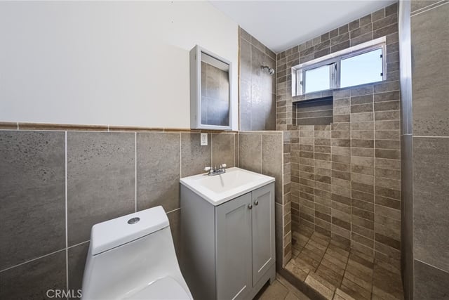 406 E 122nd st, Los Angeles, CA 90061 — photo 11 of 24