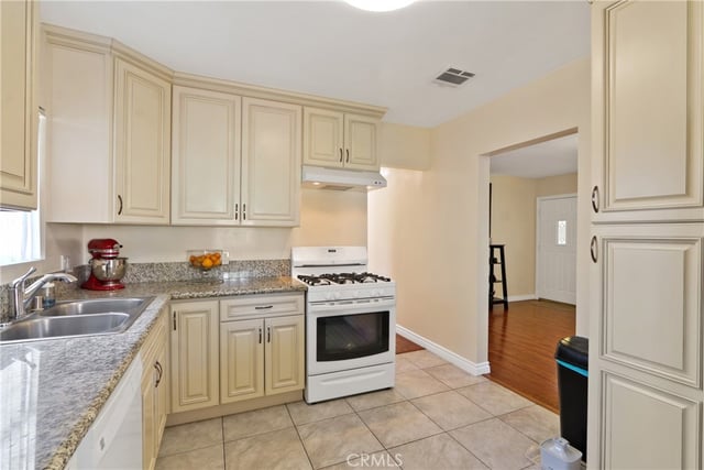 13308 Markdale, Norwalk, CA 90650 — photo 18 of 34