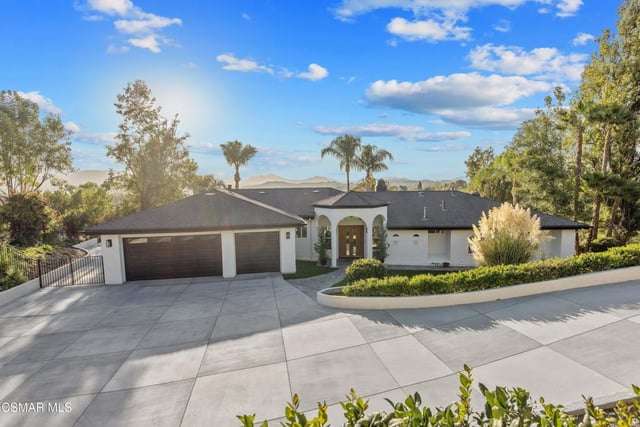 603 Lone Oak Drive, Thousand Oaks, CA 91362 — photo 6 of 101