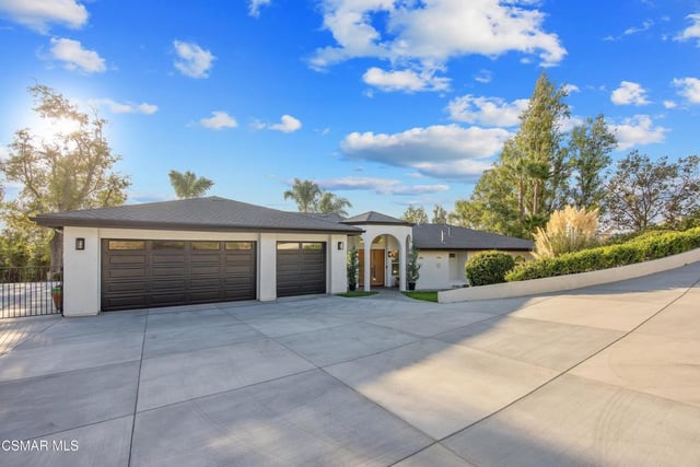 603 Lone Oak Drive, Thousand Oaks, CA 91362 — photo 7 of 101