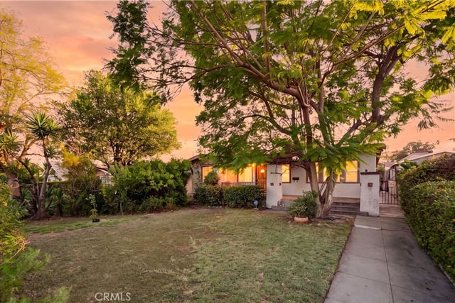 205 S Granada Avenue, Alhambra, CA 91801 — photo 3 of 40