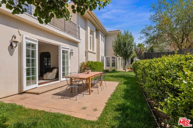 18322 Columbus Circle, Tarzana, CA 91356 — photo 71 of 75