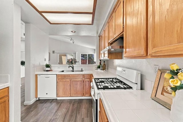 2102 Homecoming Way, Brentwood, CA 94513 — photo 11 of 36