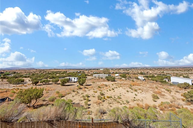 2575 Rale Drive, Palmdale, CA 93550 — photo 57 of 62