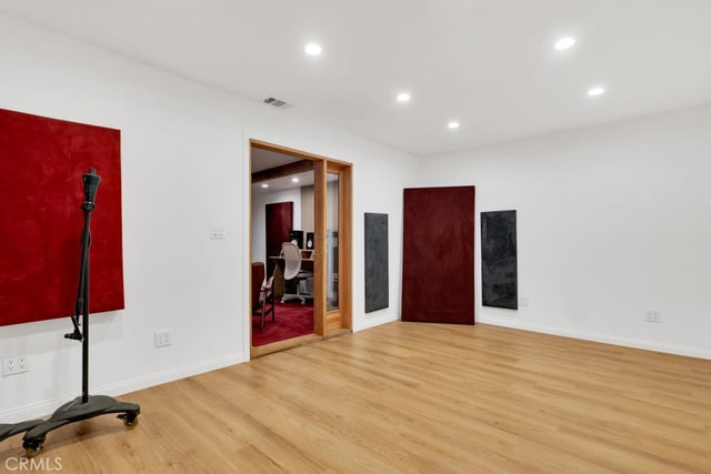 4950 Aldama, Los Angeles, CA 90042 — photo 17 of 29