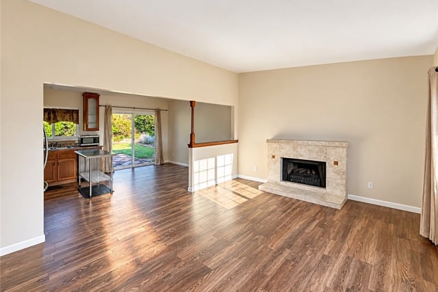 31605 Cherry, Castaic, CA 91384 — photo 8 of 15