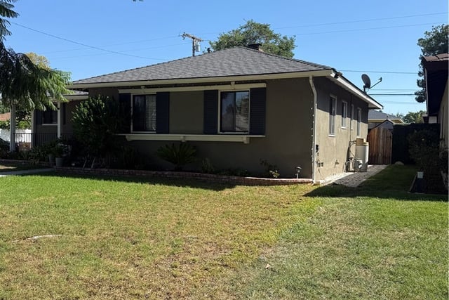10702 Homeland Avenue, Whittier, CA 90603 — photo 9 of 36