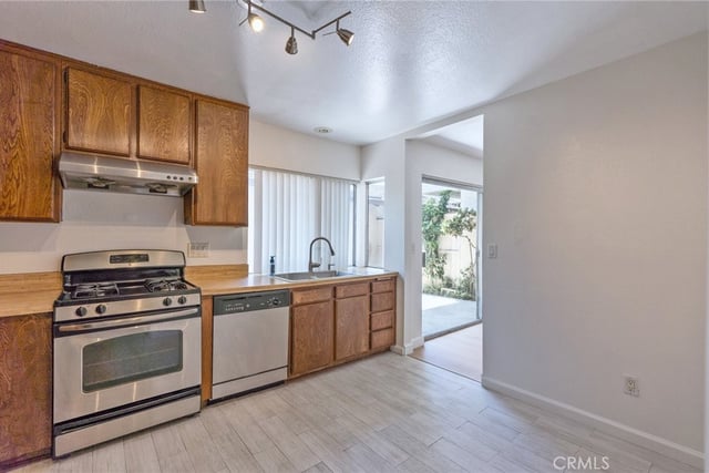 1674 Aspen Village Way, West Covina, CA 91791 — photo 10 of 35