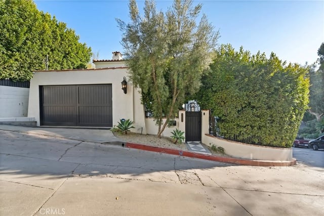 8650 Hillside Avenue, West Hollywood, CA 90069 — photo 27 of 27