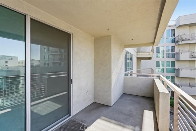 267 S San Pedro 315, Los Angeles, CA 90012 — photo 24 of 42