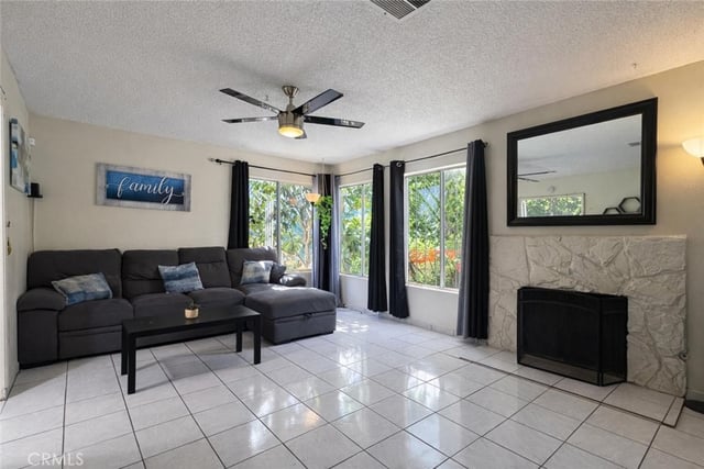 9053 Willis, Panorama City, CA 91402 — photo 2 of 19