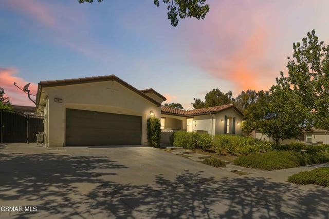 585 Comet Avenue, Simi Valley, CA 93065 — photo 3 of 72