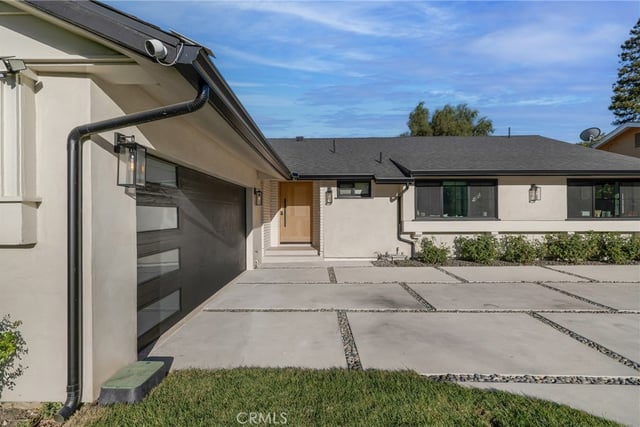5722 Le Sage Avenue, Woodland Hills, CA 91367 — photo 3 of 42
