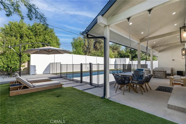 5722 Le Sage Avenue, Woodland Hills, CA 91367 — photo 30 of 42