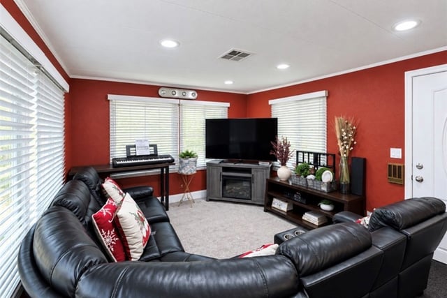 27361 Sierra Highway #158, Canyon Country, CA 91351 — photo 3 of 9