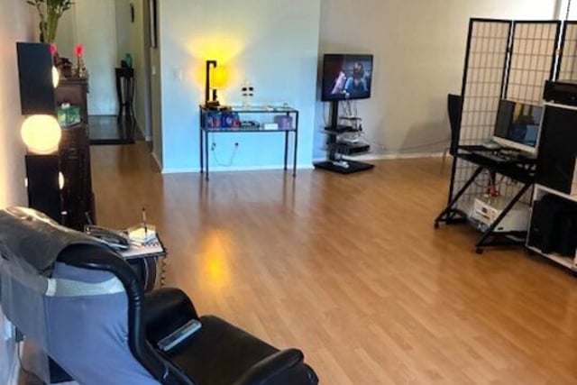 2491 Purdue Avenue 117, Los Angeles, CA 90064 — photo 4 of 24