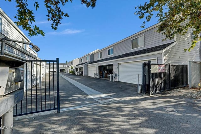 14380 Foothill 27, Los Angeles, CA 91342 — photo 30 of 34