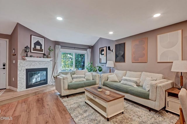 14380 Foothill 27, Los Angeles, CA 91342 — photo 4 of 34