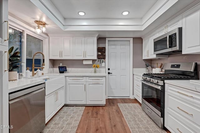 14380 Foothill 27, Los Angeles, CA 91342 — photo 9 of 34