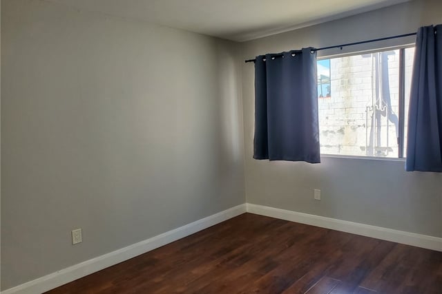 14435 Valerio 15, Van Nuys, CA 91405 — photo 16 of 22