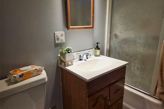 444 E Avenue R9, Palmdale, CA 93550 — photo 12 of 35