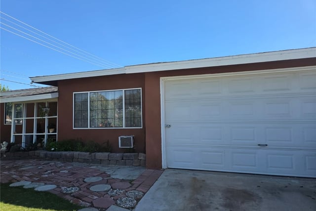 444 E Avenue R9, Palmdale, CA 93550 — photo 2 of 35