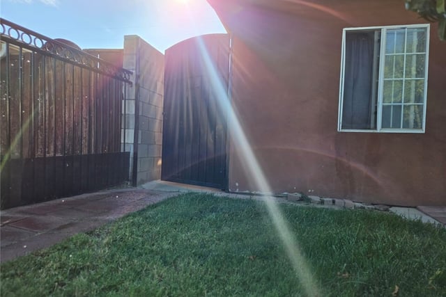444 E Avenue R9, Palmdale, CA 93550 — photo 27 of 35