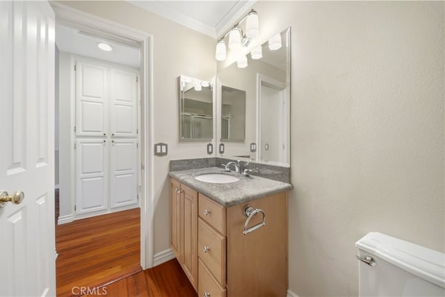 21500 Califa 141, Woodland Hills, CA 91367 — photo 42 of 61