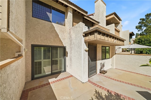 21500 Califa 141, Woodland Hills, CA 91367 — photo 44 of 61