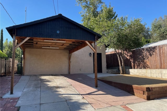 13210 Raven, Sylmar, CA 91342 — photo 23 of 35