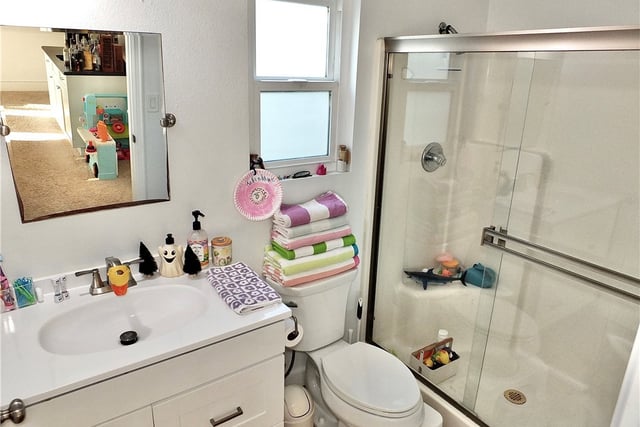 1417 Vuelta Grande, Long Beach, CA 90815 — photo 13 of 23