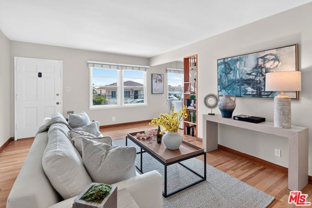 833 Wilson Place, Santa Monica, CA 90405 — photo 3 of 14