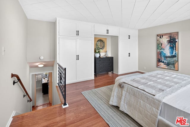 833 Wilson Place, Santa Monica, CA 90405 — photo 7 of 14