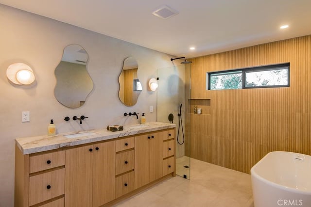 24245 Hatteras, Woodland Hills, CA 91367 — photo 38 of 75