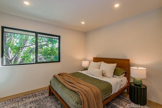 24245 Hatteras, Woodland Hills, CA 91367 — photo 45 of 75
